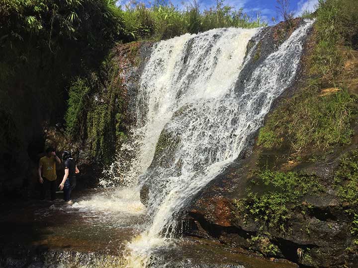 ティナゴフォールTinago Falls